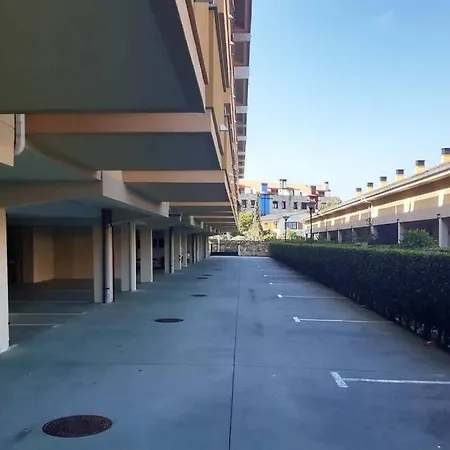 Con Piscina En Portosin