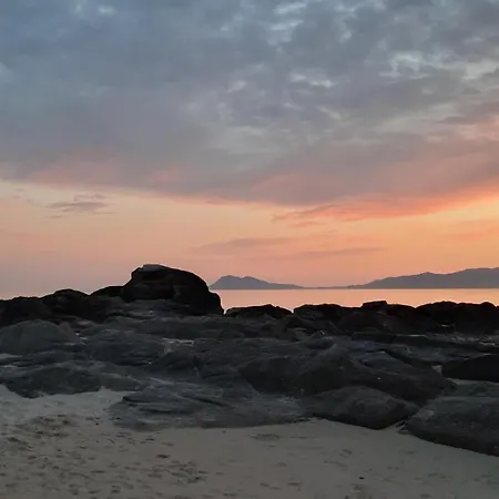 Con Piscina En Daire Portosin